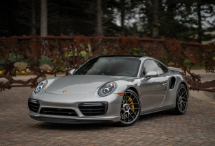 2017 Porsche 911 Turbo S