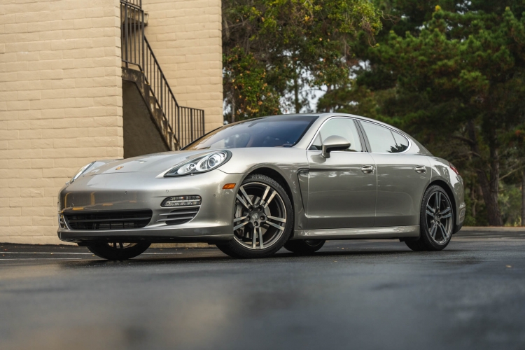 2011 Porsche Panamera 4S